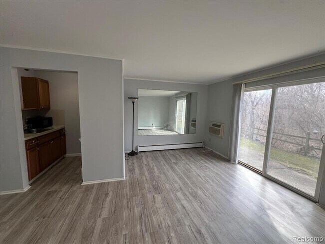 Foto del edificio - 31831 Grand River Ave