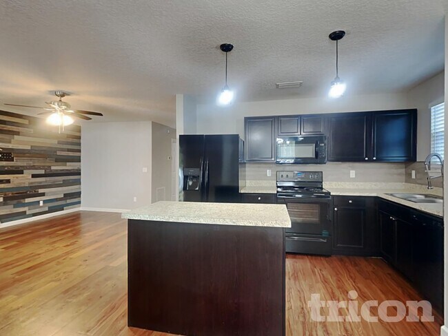 Building Photo - 77094 Crosscut Wy