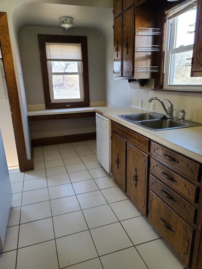 Building Photo - 2308 N 62nd St