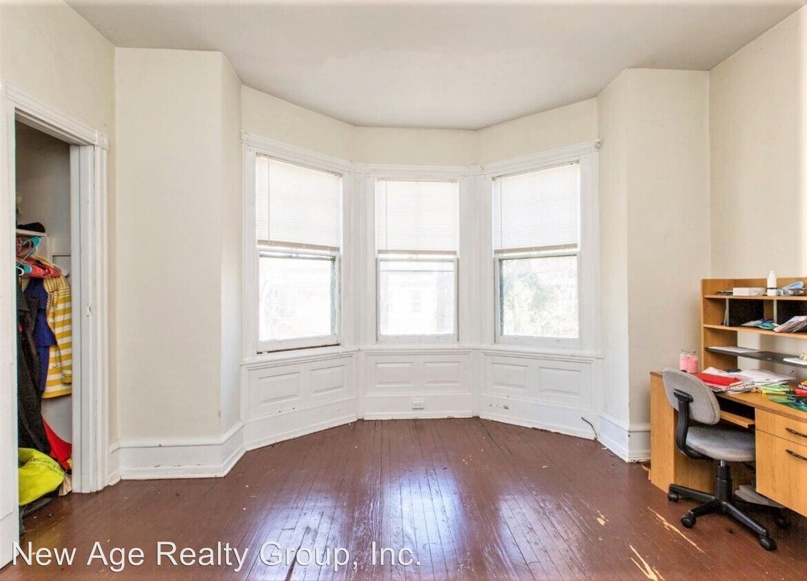 Foto del edificio - 5025 Cedar Ave