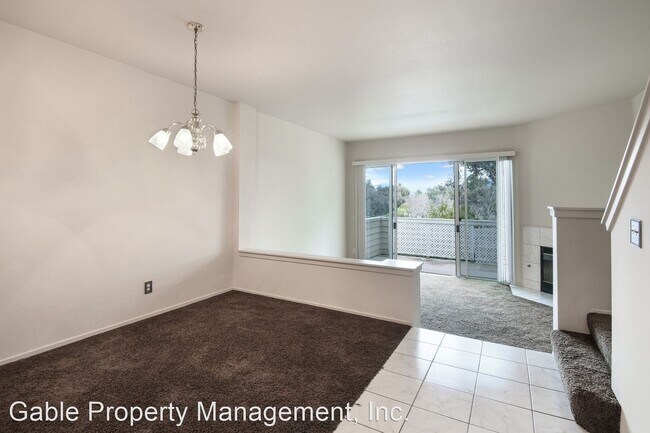 Foto del edificio - 2 br, 2.5 bath House - 24518 MCBEAN PKWY #35