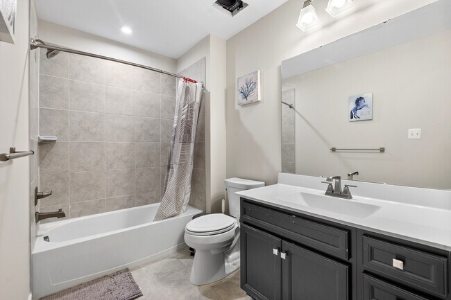 Foto del edificio - 6147 Dock St