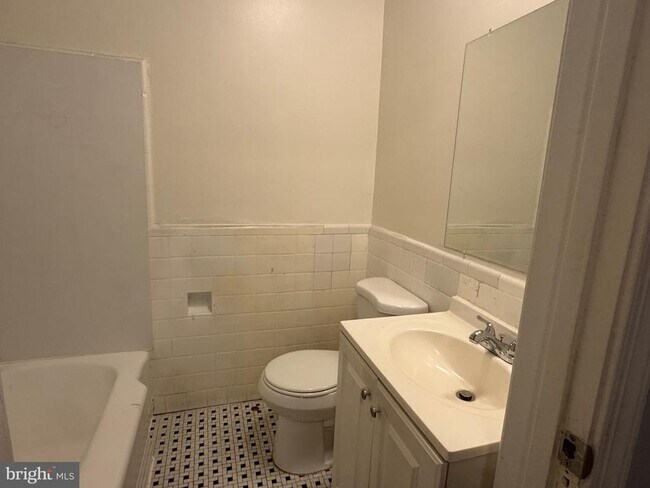 Foto del edificio - 157 36th St NE