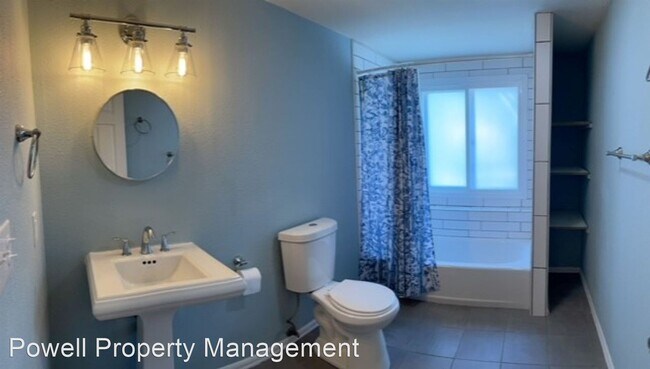 Foto del edificio - 4 br, 3 bath House - 22011 17th Pl S