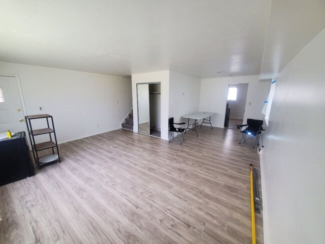 Building Photo - 23756 Banbury Cir