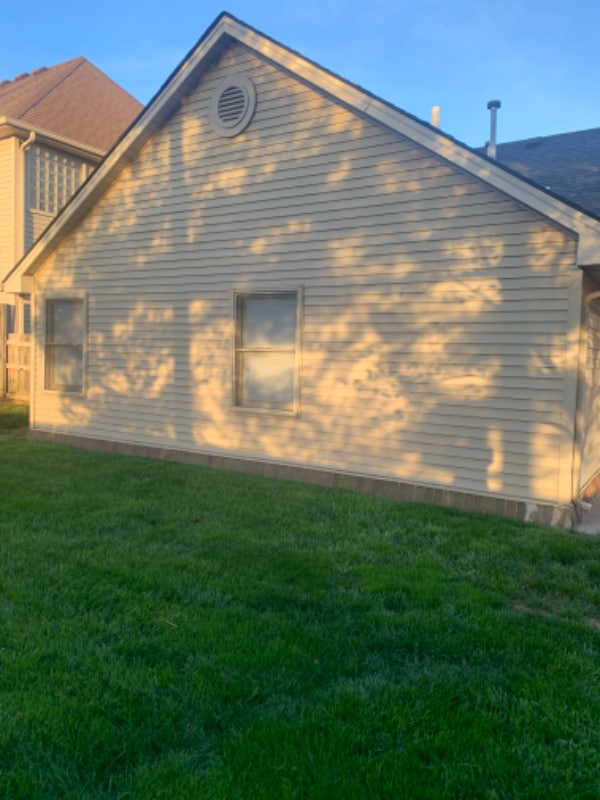 Building Photo - 3737 White Pine Dr