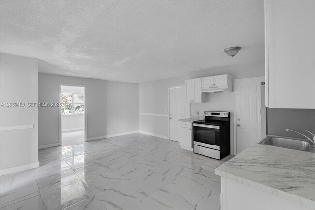 Foto del edificio - 632 SW 16th Ave