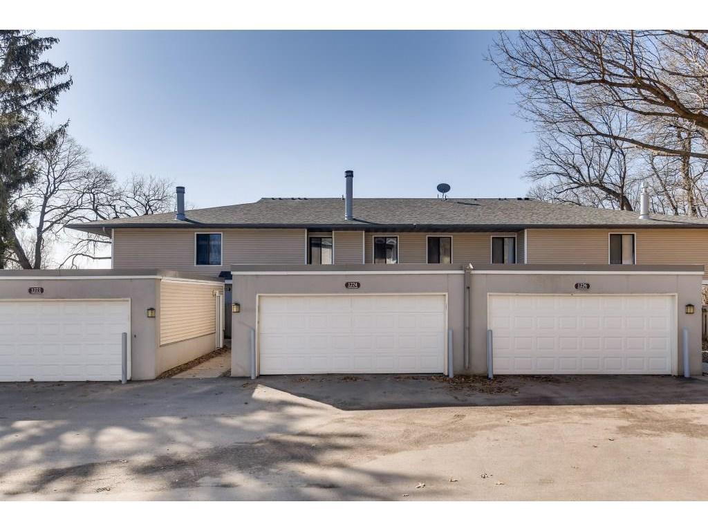 Primary Photo - 1272 Trailwood S