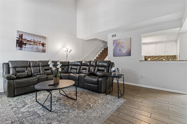 Photo - 2104 Via Balboa Townhome