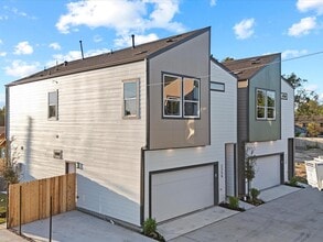 Building Photo - 225 Noras Ln