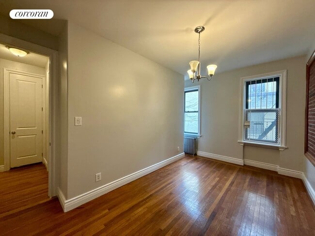 Foto del edificio - 1647 Union St
