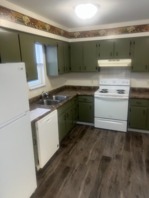 Building Photo - 4917 Sidney St