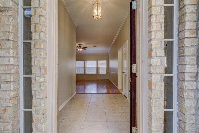 Building Photo - 13702 Country Green Ct