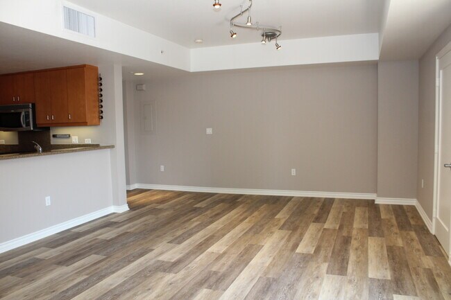 Foto del edificio - Gorgeous Studio w/ Upgraded Kitchen, A/C &...