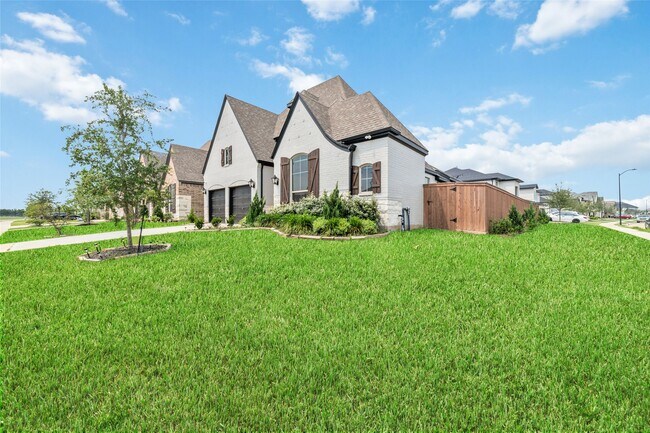 Foto del edificio - 7315 Camden Crestwood Way
