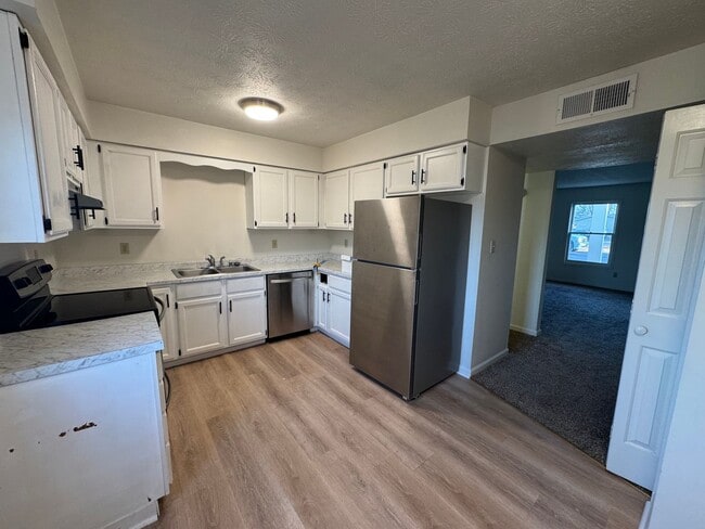 Foto del edificio - 107 Grogan Cir