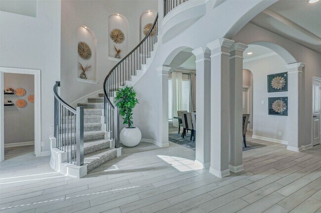 Foto del edificio - 24402 Kingelm Lk Dr