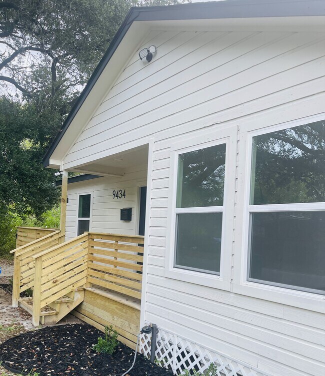 Foto del edificio - 9434 Rhode Island St