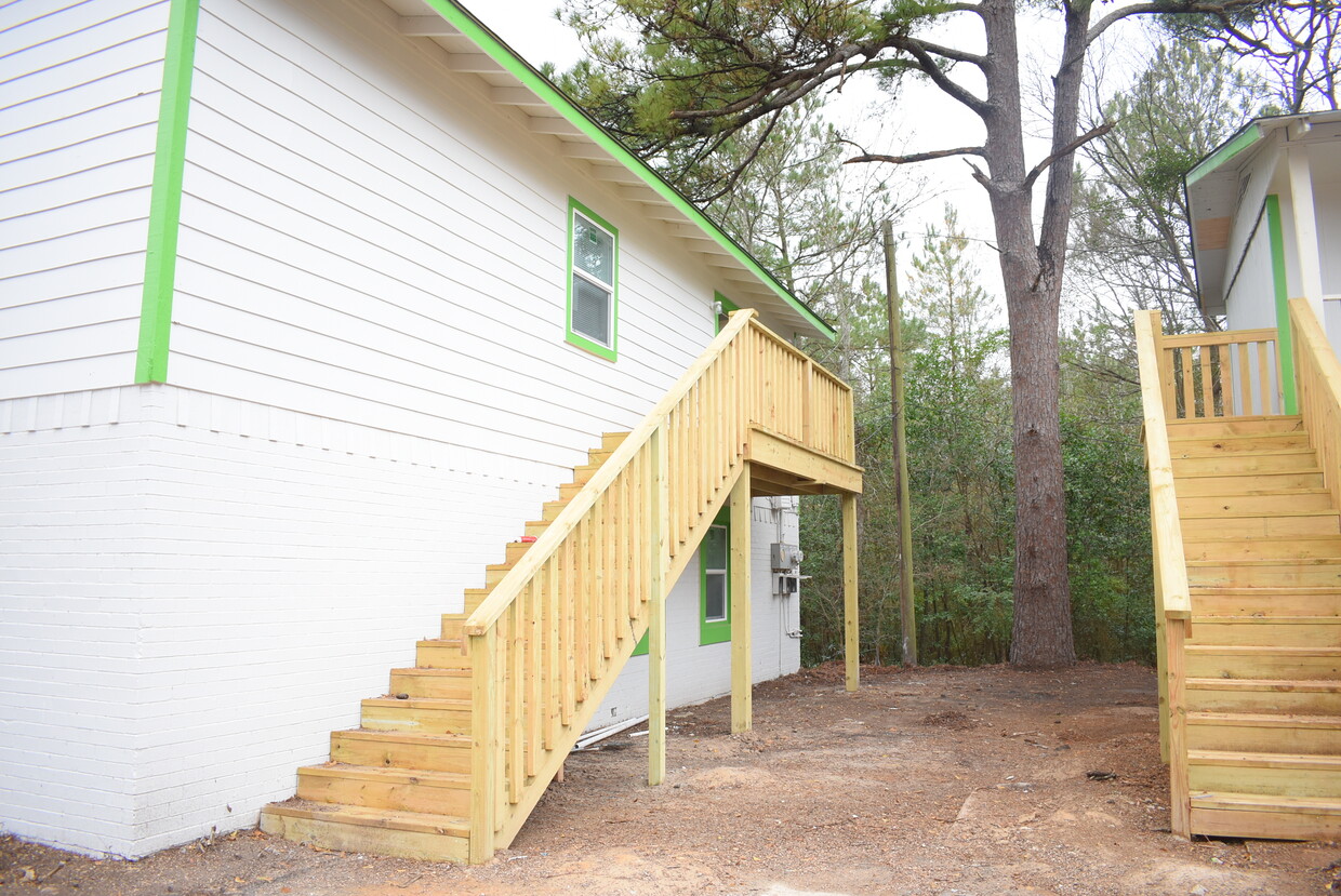Primary Photo - 2433 Woden Rd