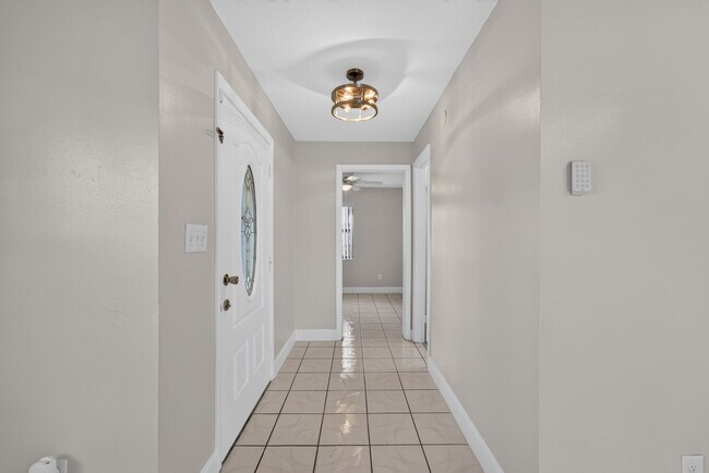 Building Photo - 29617 SW 158th Ct