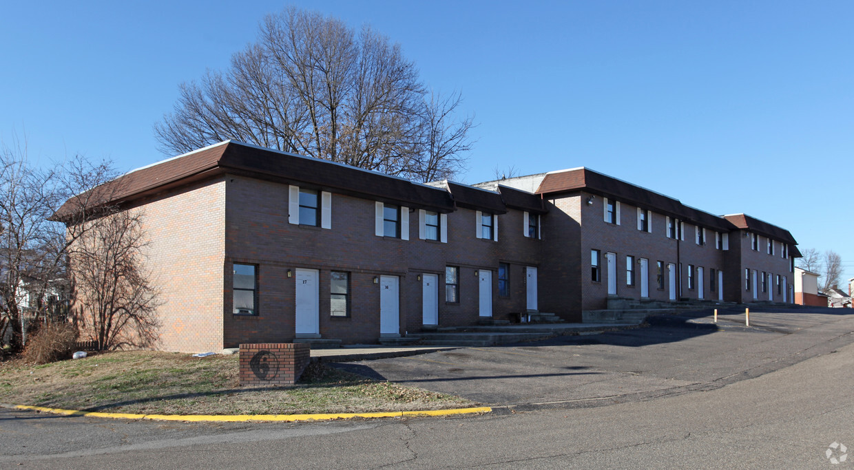 Primary Photo - 75 Boundary St