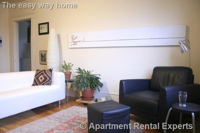 Building Photo - 155 Summer St