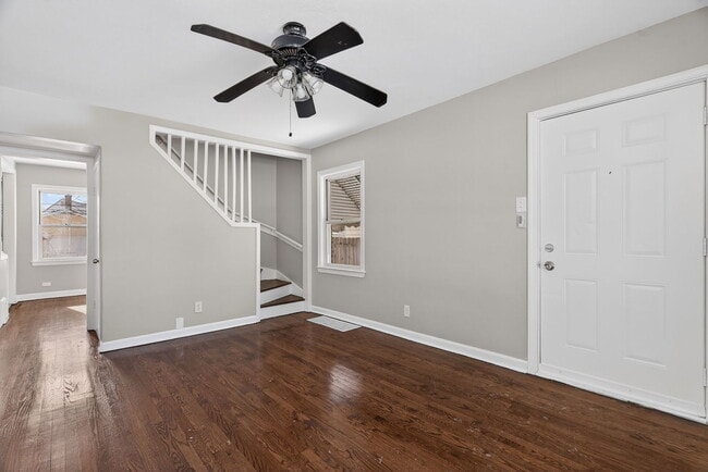 Building Photo - 27 164th Pl