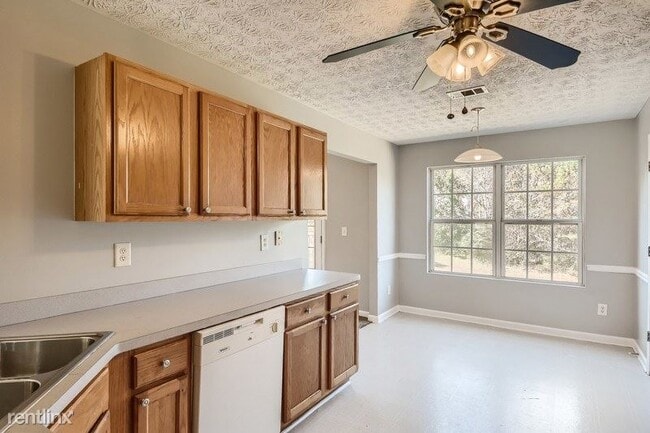 Building Photo - 4 br, 3 bath House - 1401 Lancaster Ct