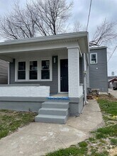 Building Photo - 729 Camp St