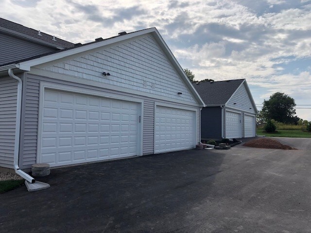 Building Photo - 3628 Laufenberg Blvd