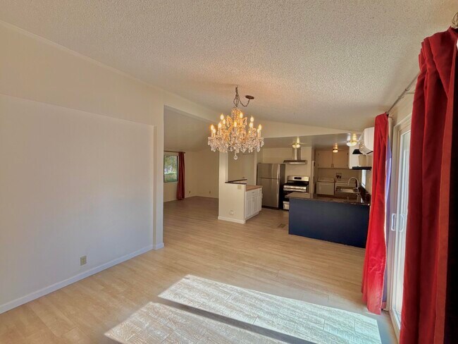 Building Photo - 2055 Marni Ct