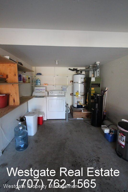 Building Photo - 2676 Pamela Dr