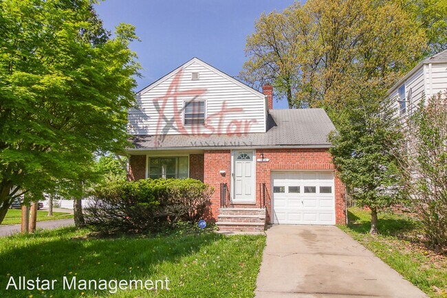 Building Photo - 3 br, 1 bath House - 1416 Cranover Rd