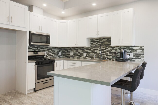 Cocina - 23113 Erwin St