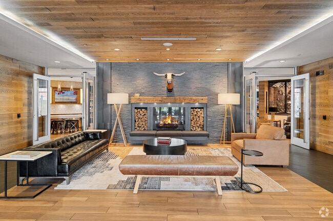Business Lounge - The Shelby