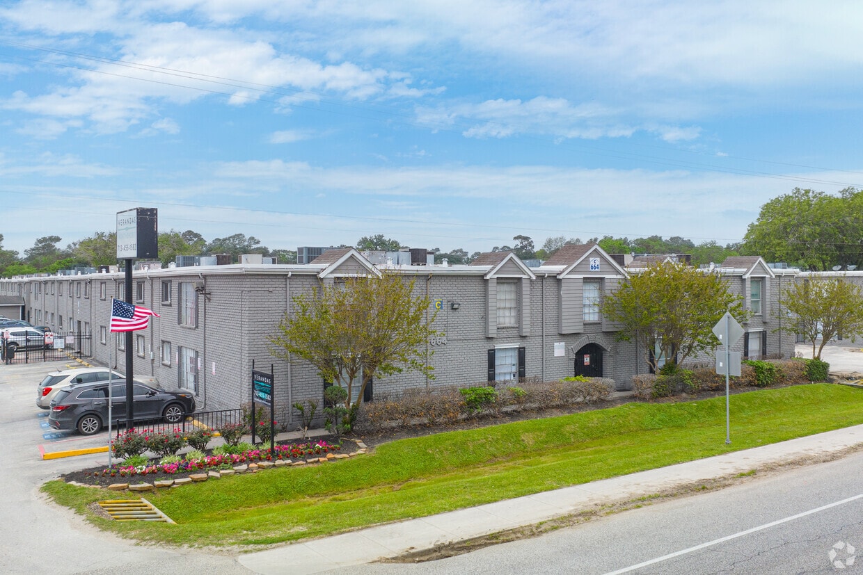 Primary Photo - Verandas at Northshore