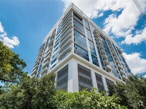 Building Photo - 260 S Osceola Ave