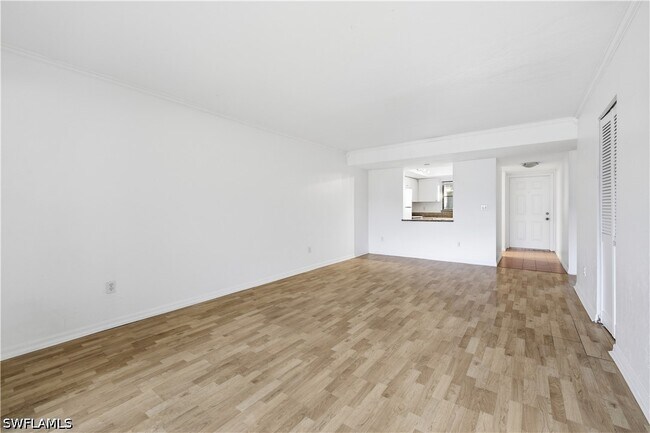 Foto del edificio - 28161 Pine Haven Way