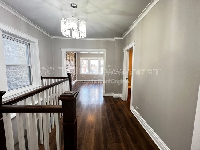 Building Photo - 1439 N Artesian Ave