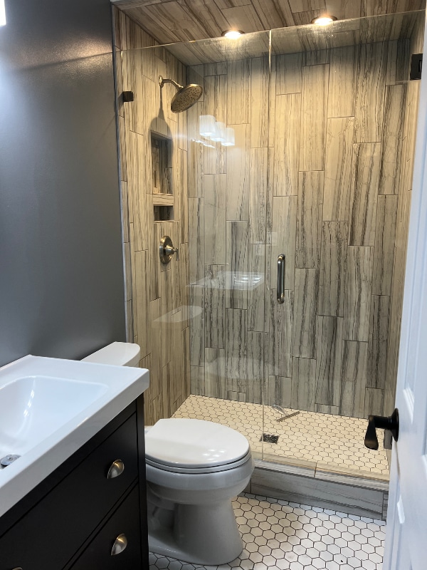 Foto del edificio - 222 Independence Blvd