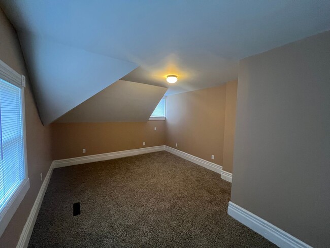 Building Photo - COMING SOON - Traditional 3BD/2BA Home w/ ...