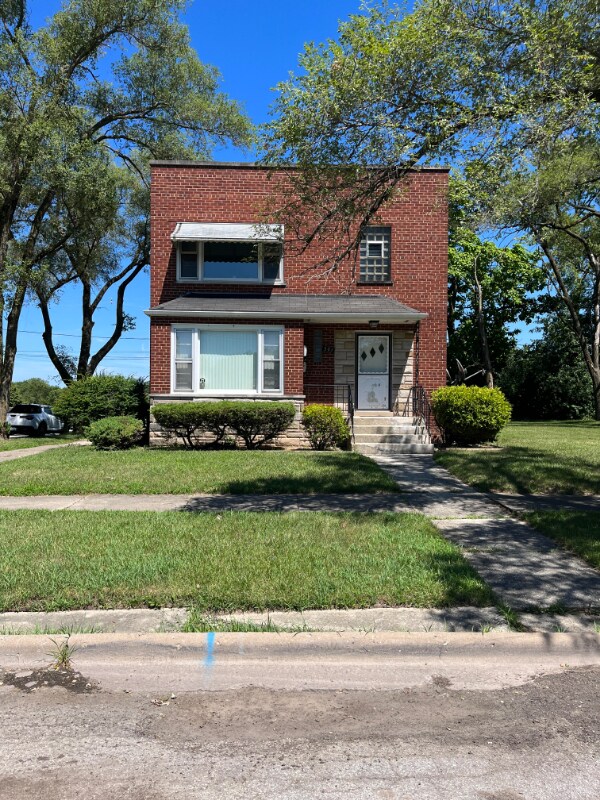 Primary Photo - 501 Emerald Ave