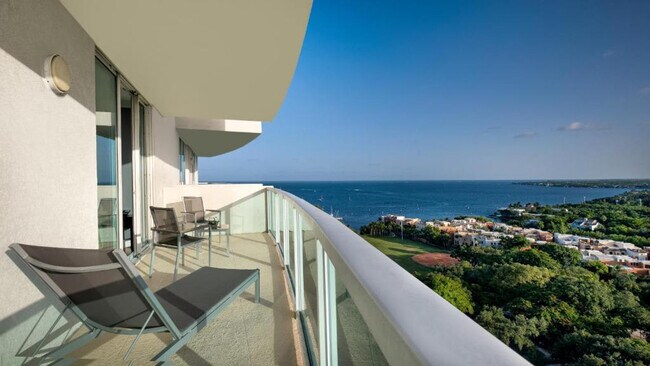 Foto del edificio - 2889 McFarlane Rd