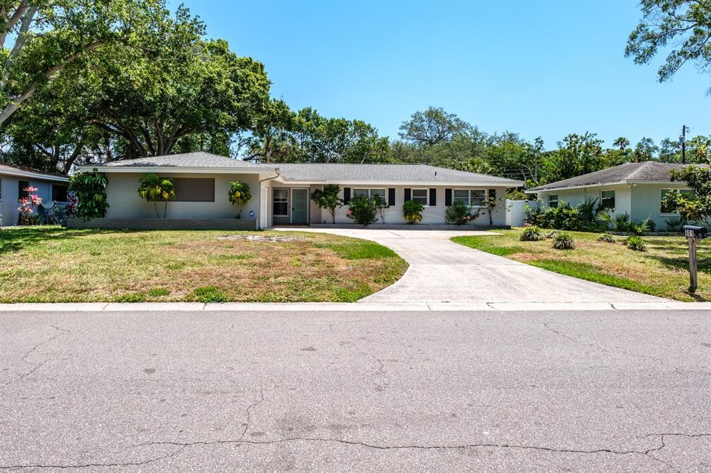 Foto principal - 901 Sevard Ave