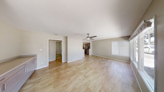 Foto del edificio - 5132 Ewing St