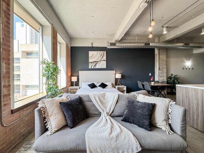 Foto del edificio - 555 Evergreen St