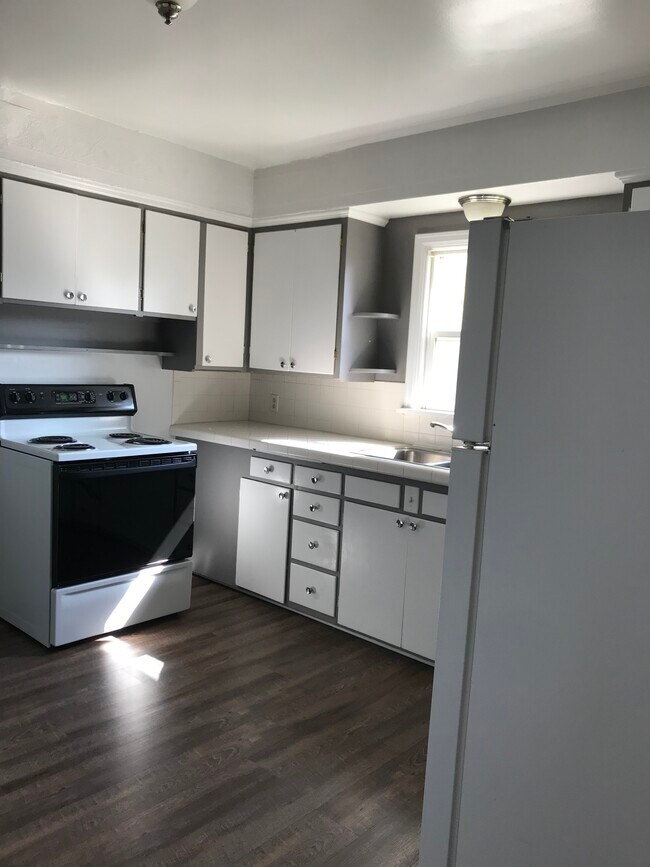 Foto del edificio - 408 E Terry St