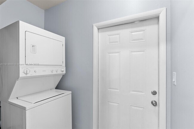 Foto del edificio - 13830 SW 73rd St