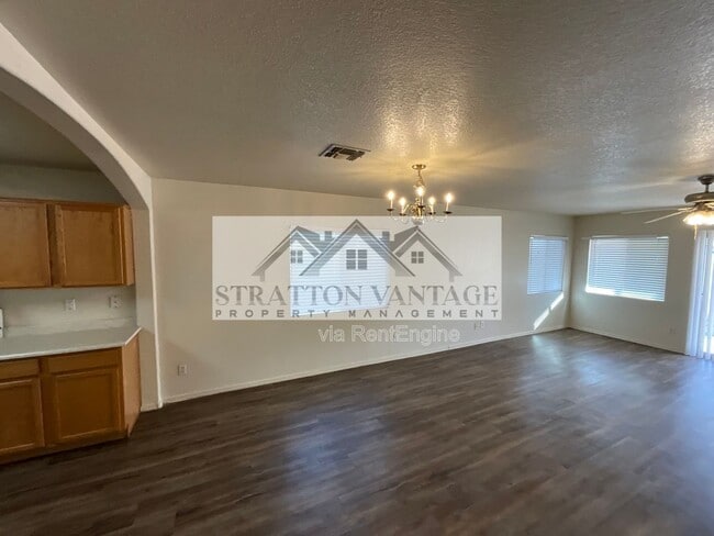 Building Photo - 2643 S 84th Gln