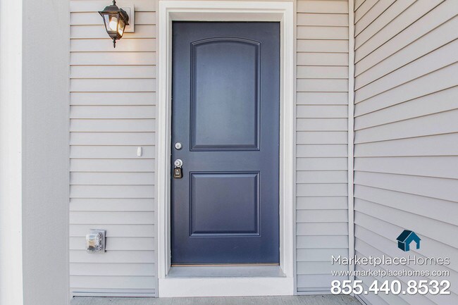 Building Photo - 655 Cygnet Lake Dr